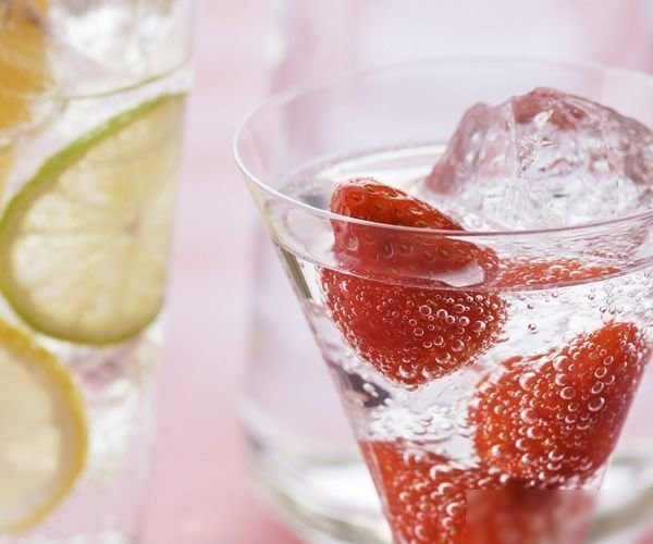 夏季几种人与冷饮无缘,哪几类人不能喝冷饮